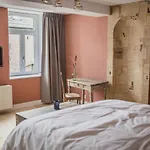 Le Mayou Bed and breakfast 3*