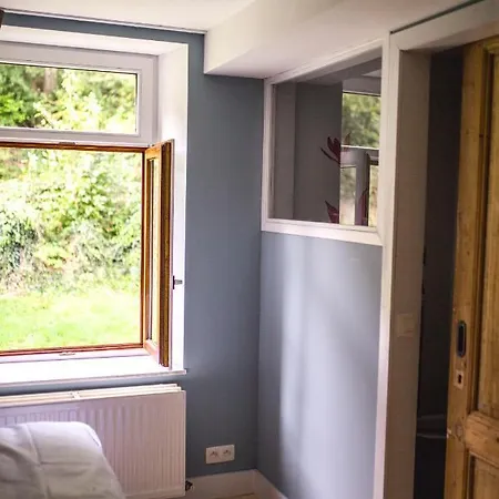 Le Mayou Bed & Breakfast