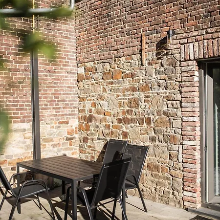 Le Mayou Bed & Breakfast 3*