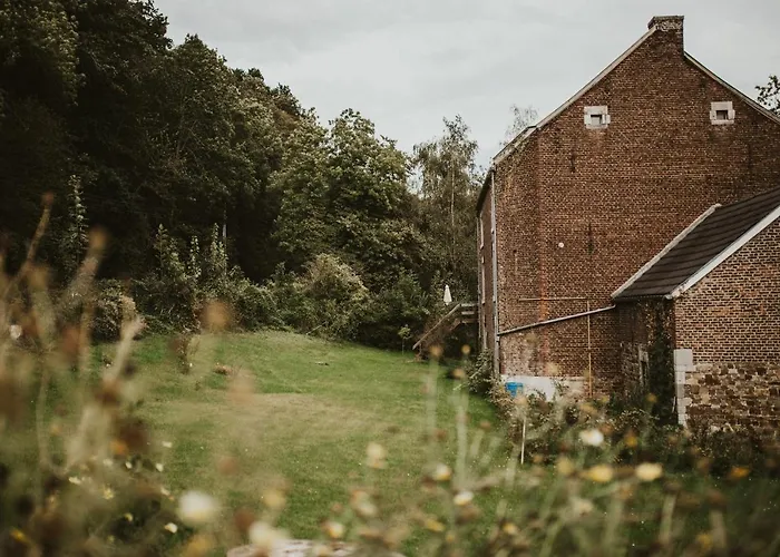 Le Mayou Nocleg ze śniadaniem Mortroux