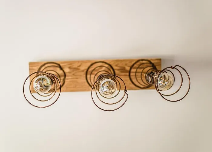 Le Mayou Nocleg ze śniadaniem 3*