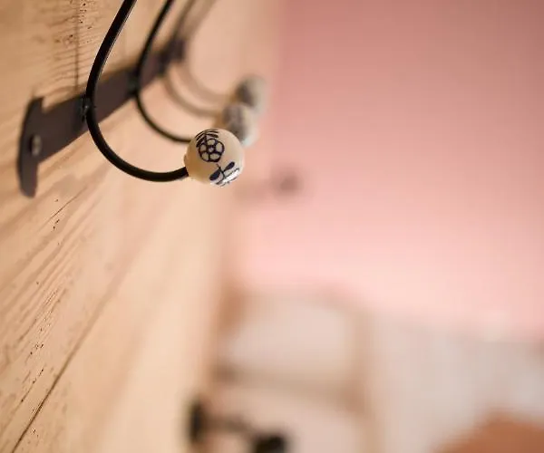 Le Mayou Nocleg ze śniadaniem